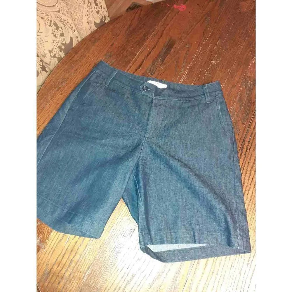 Size 6M Riders by Lee Blue Chino Shorts